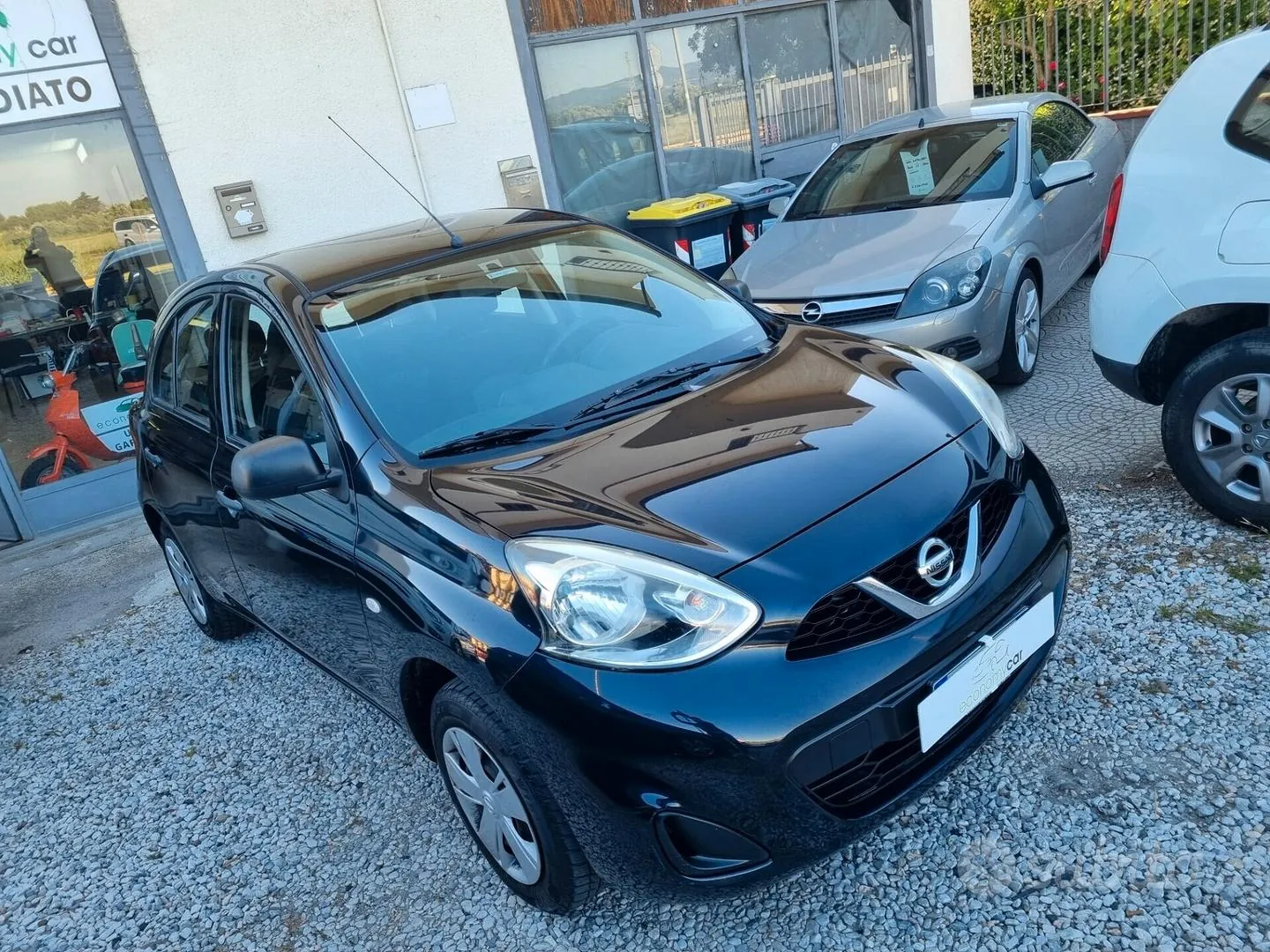 Nissan Micra 2017 photo 3
