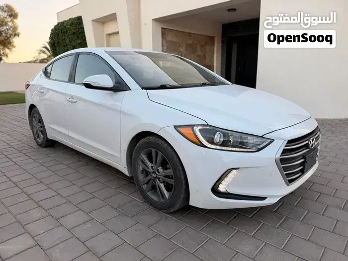Hyundai Elantra 2018 photo 4