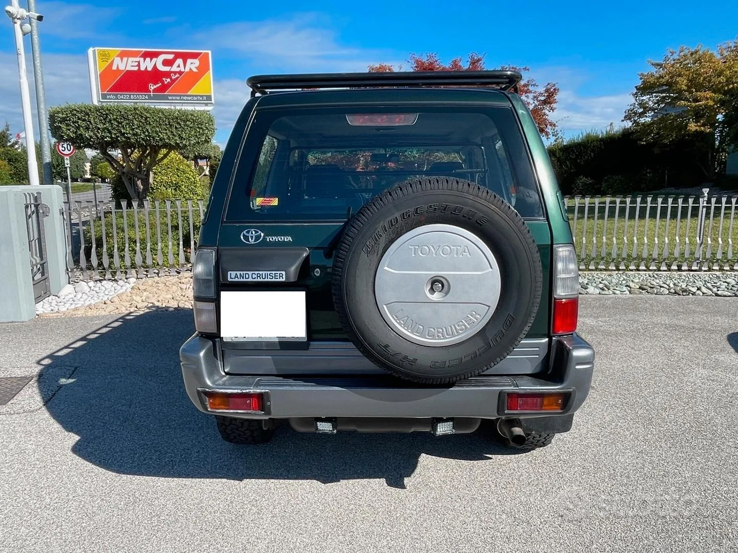 Toyota Land Cruiser 2000 photo 4