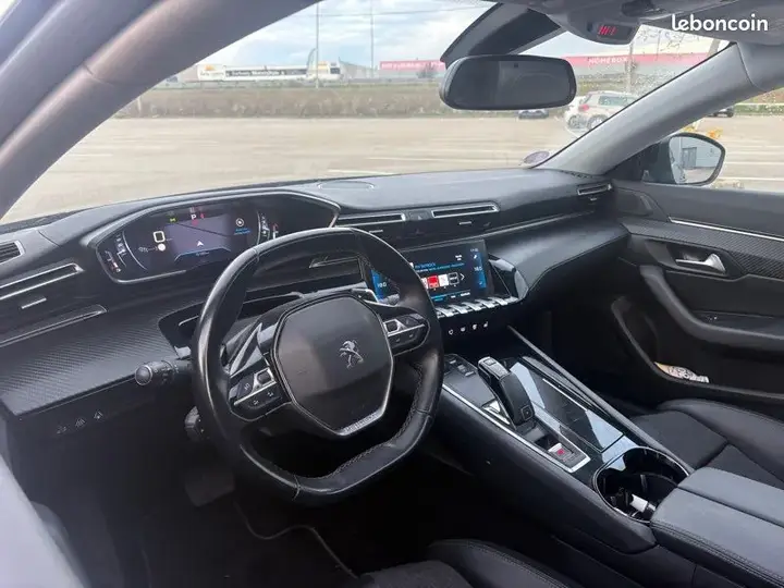 Peugeot 508 2019 photo 3