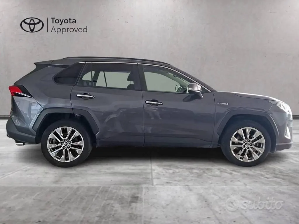 Toyota Rav4 2021 photo 4