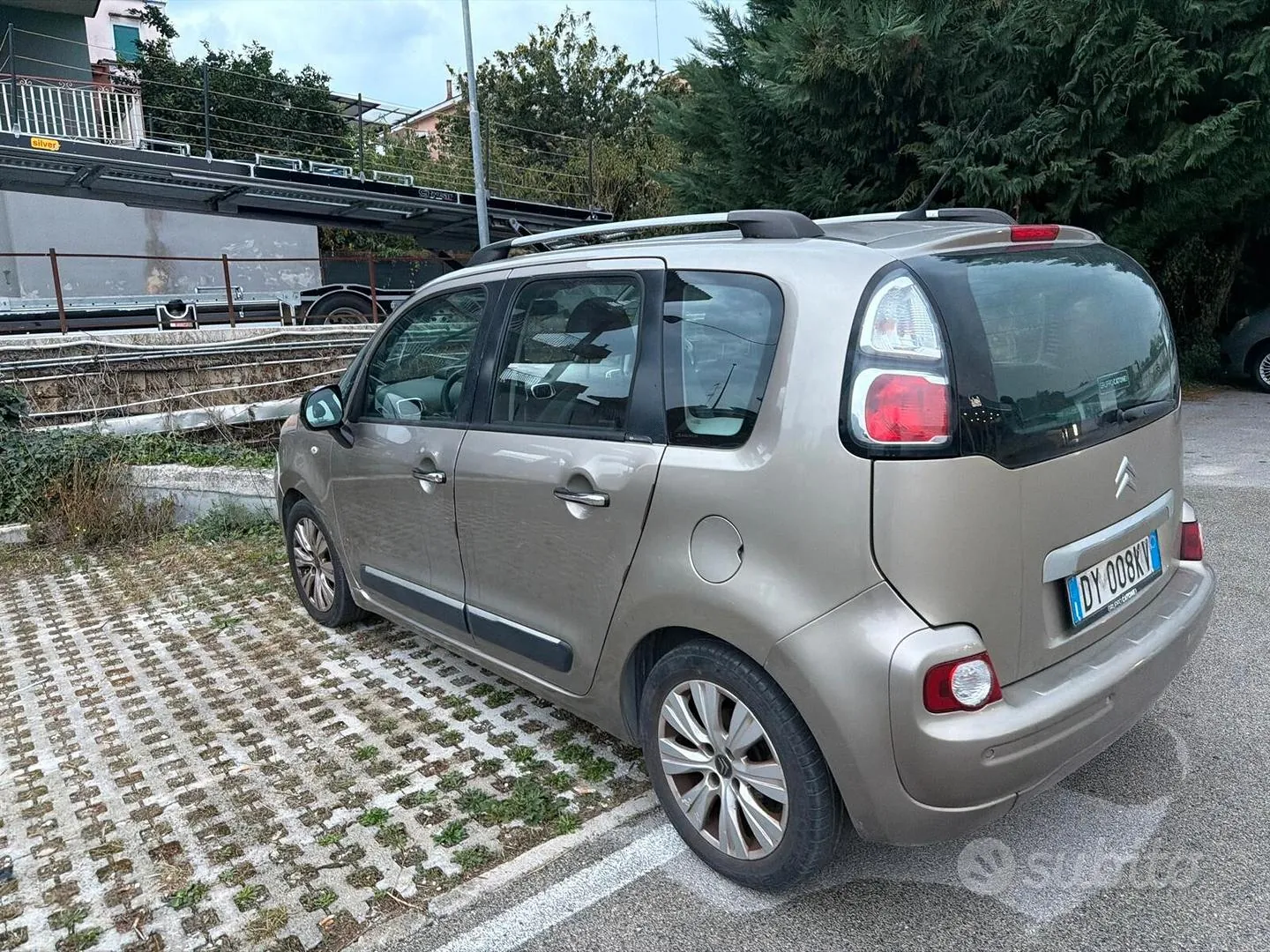 Citroen C3 Picasso 2009 photo 2