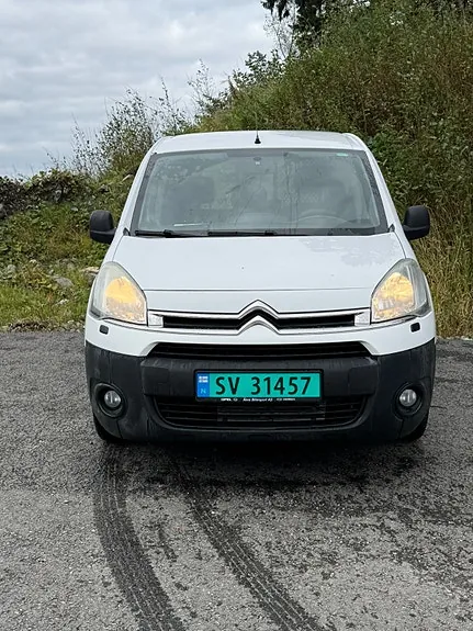 Citroen Berlingo 2012 photo 2