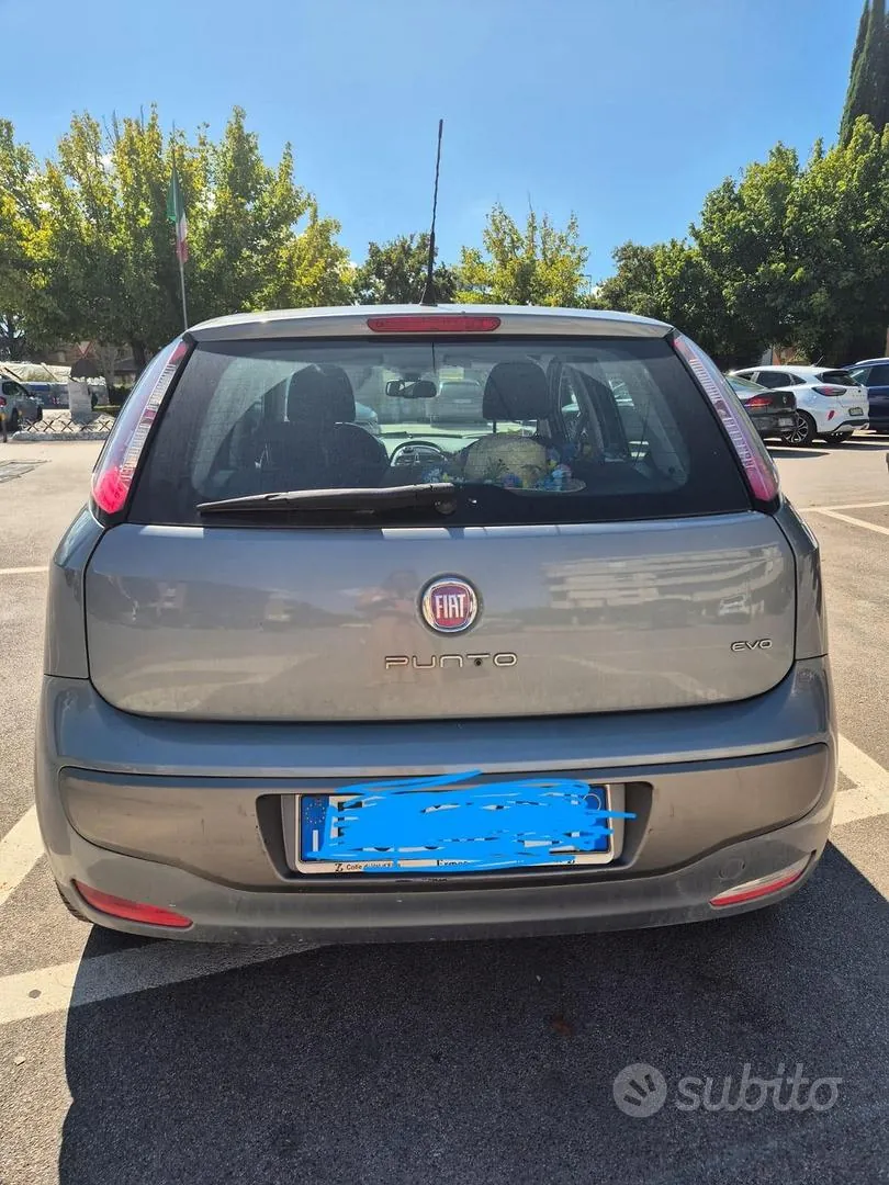 Fiat Punto Evo 2011 photo 3