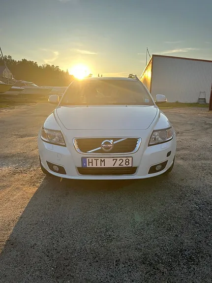 Volvo V50 2012 photo 3