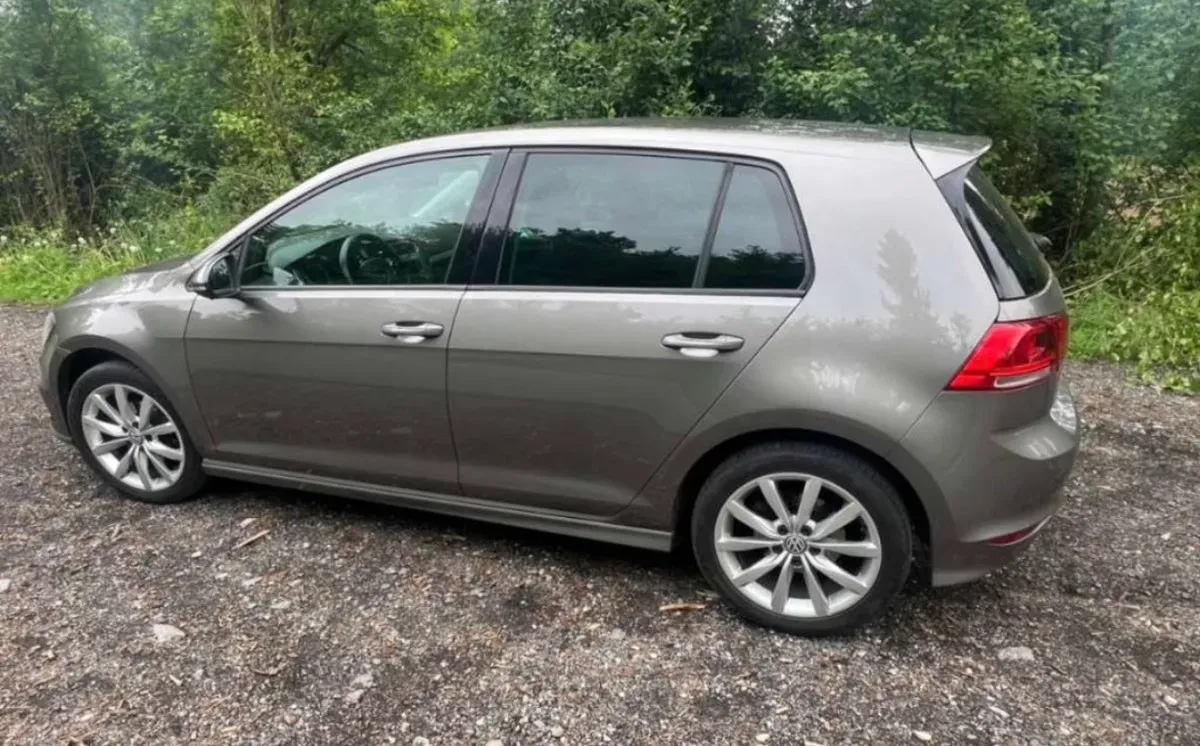 Volkswagen Golf 2014 photo 2