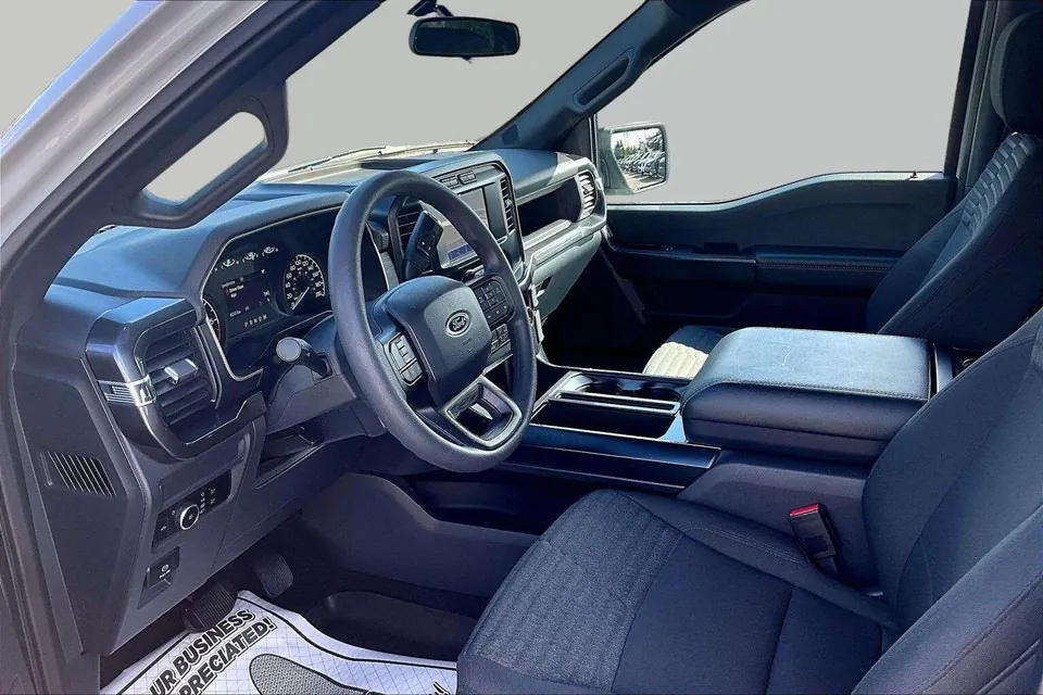 Ford F-150 2023 photo 2