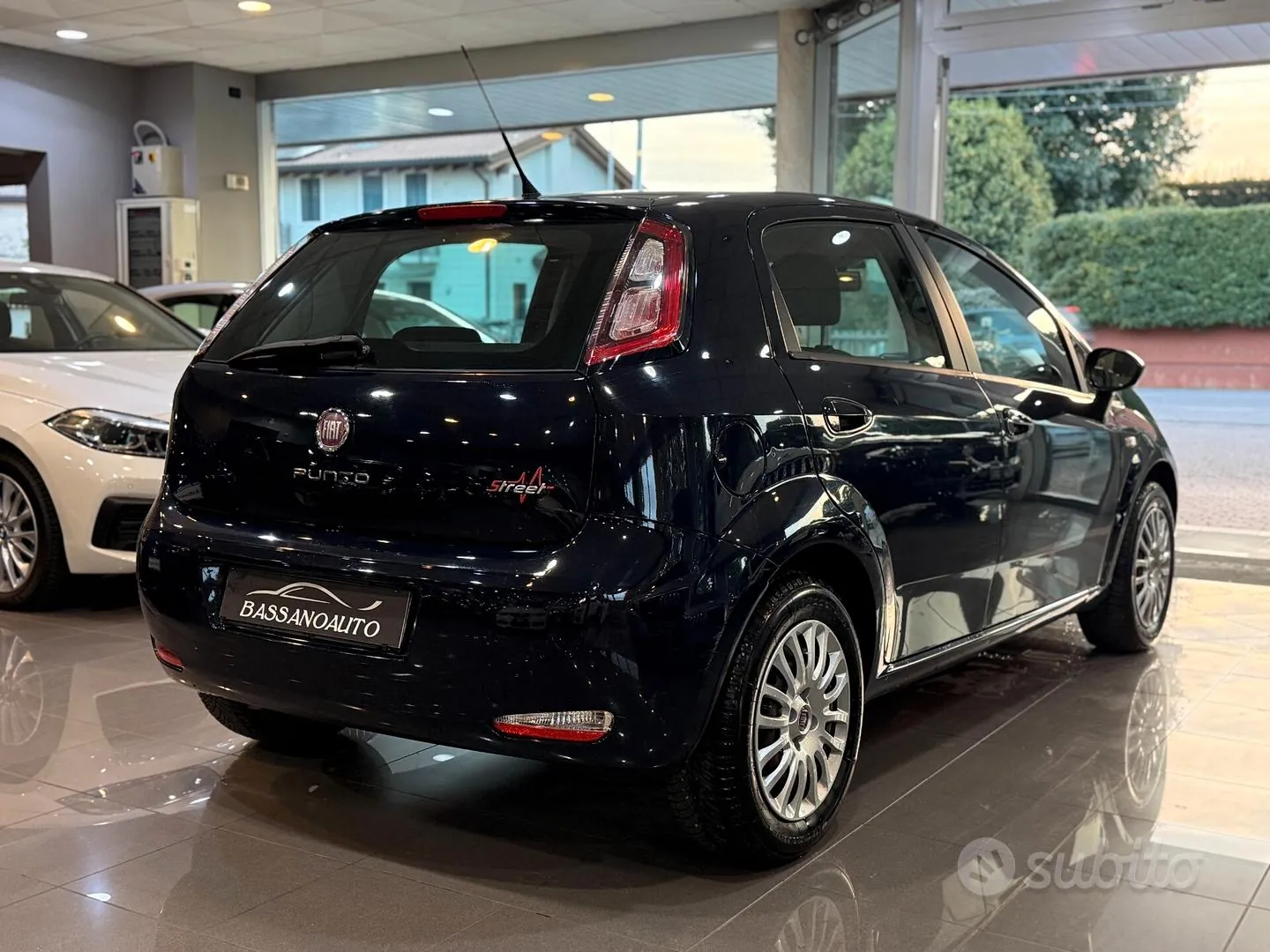 Fiat Punto 2014 photo 4