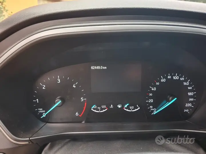 Ford Focus 2022 photo 4