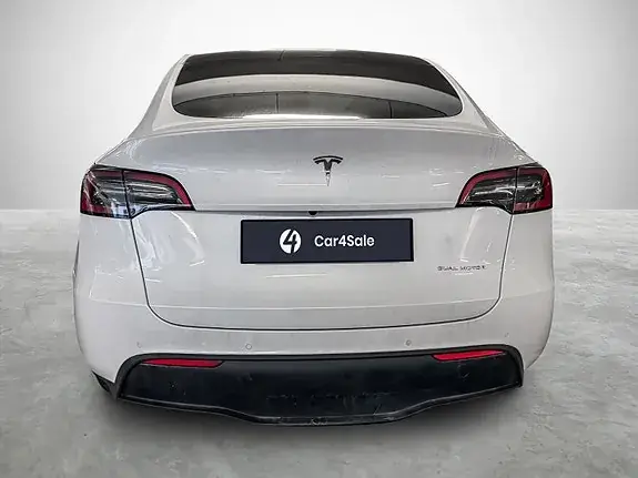 Tesla Model Y 2022 photo 4