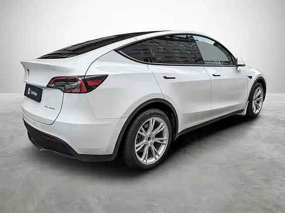 Tesla Model Y 2022 photo 5