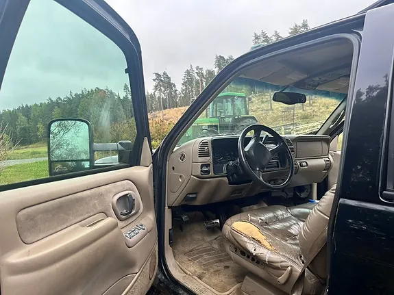 Chevrolet Suburban 1999 photo 5