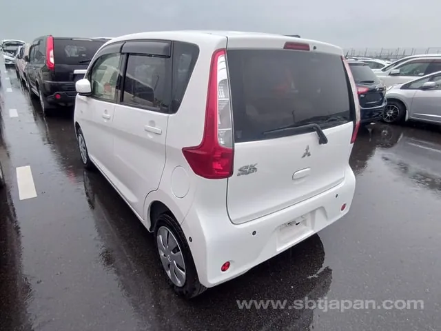 Mitsubishi Ek Wagon 2015 photo 3