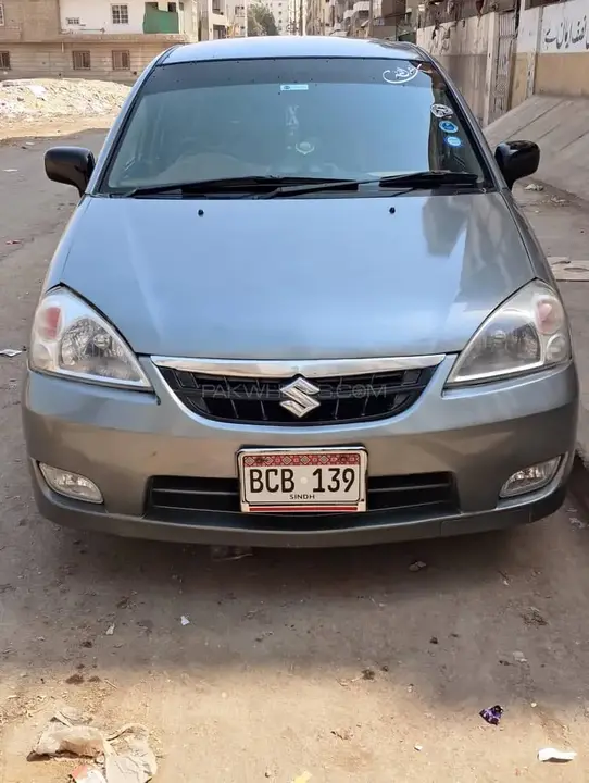Suzuki Liana