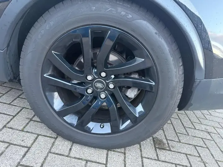 Land Rover Discovery 2020 photo 5