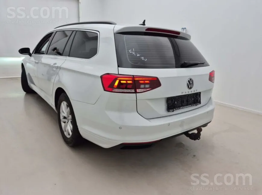 Volkswagen Passat 2023 photo 5