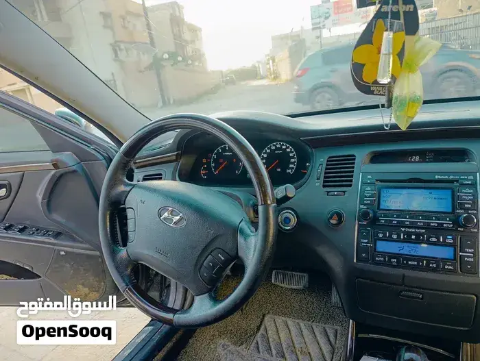 Hyundai Azera
