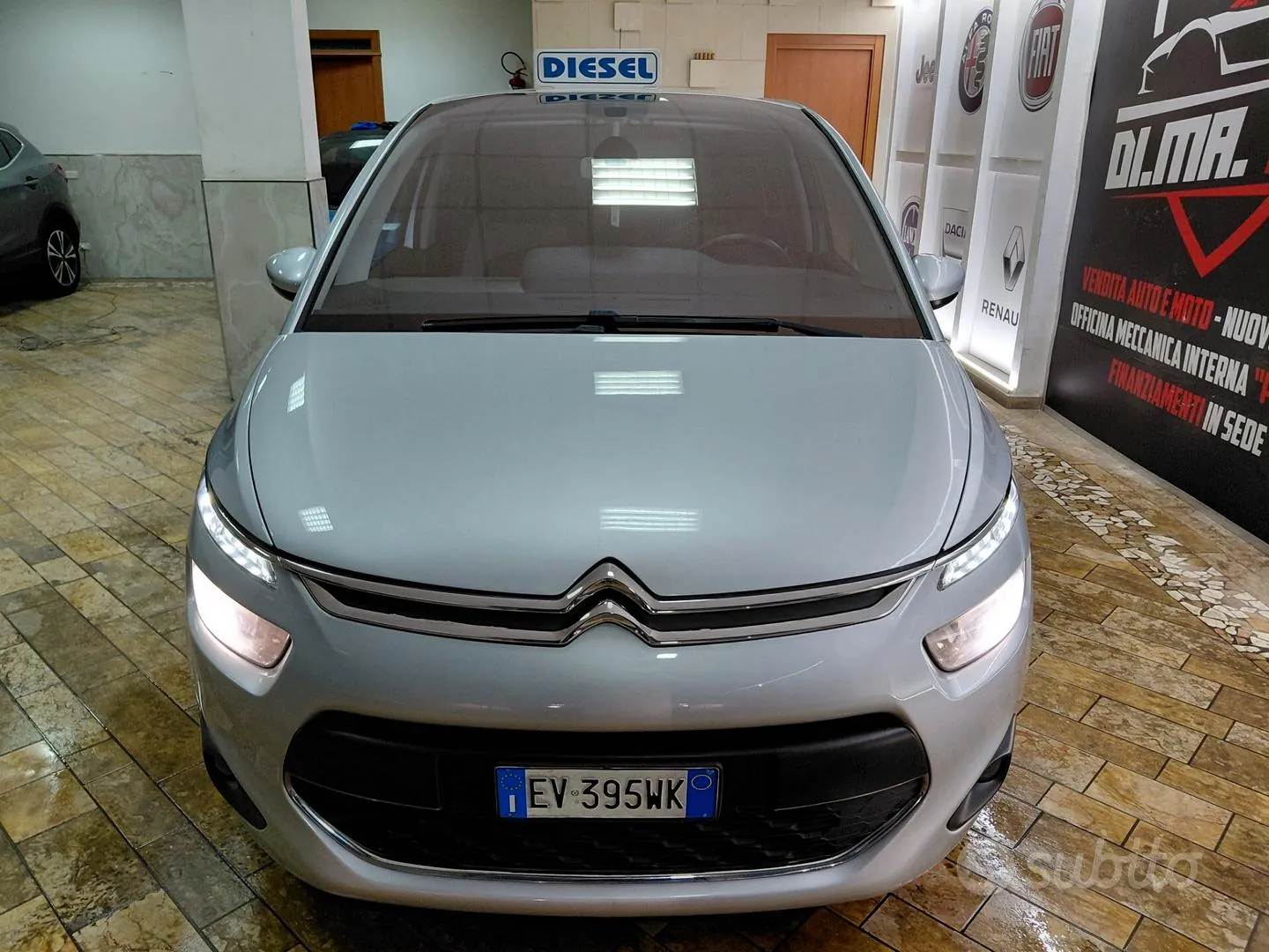 Citroen Grand C4 Picasso 2014 photo 2