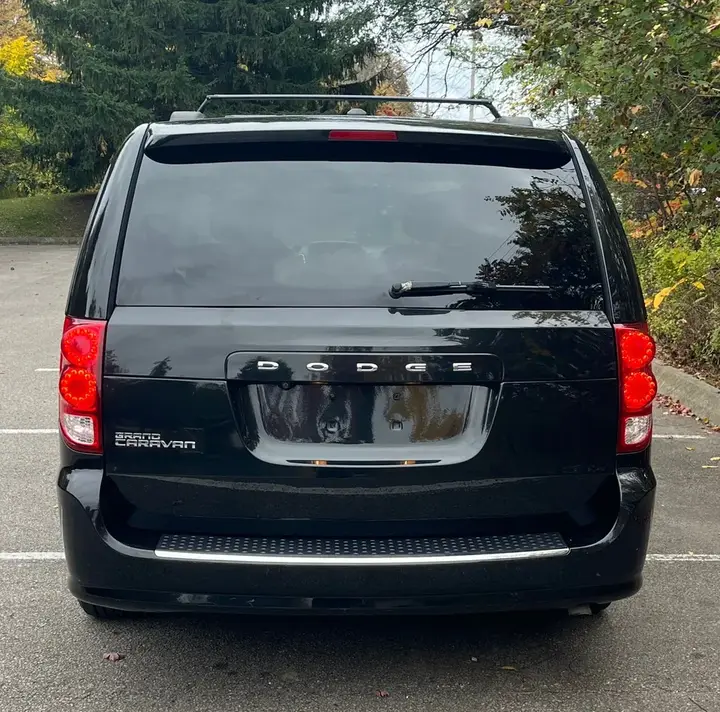 Dodge Grand Caravan 2017 photo 5