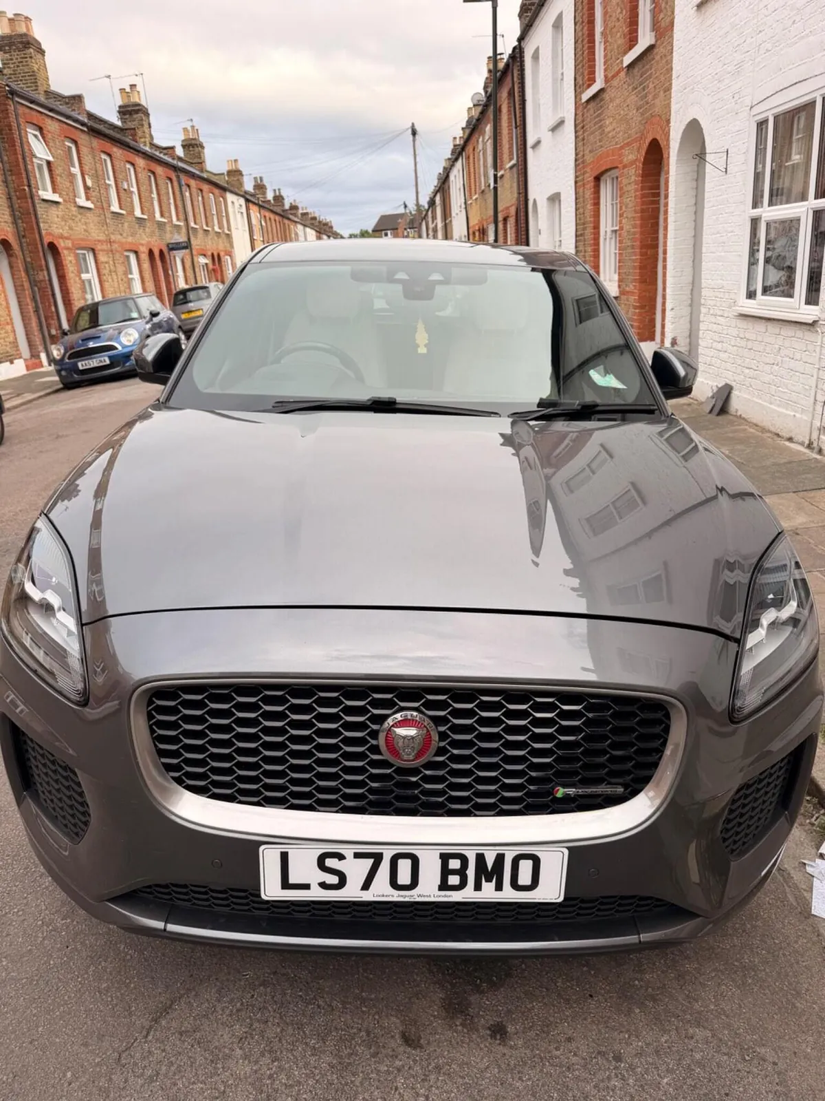 Jaguar E-Pace 2020 photo 2