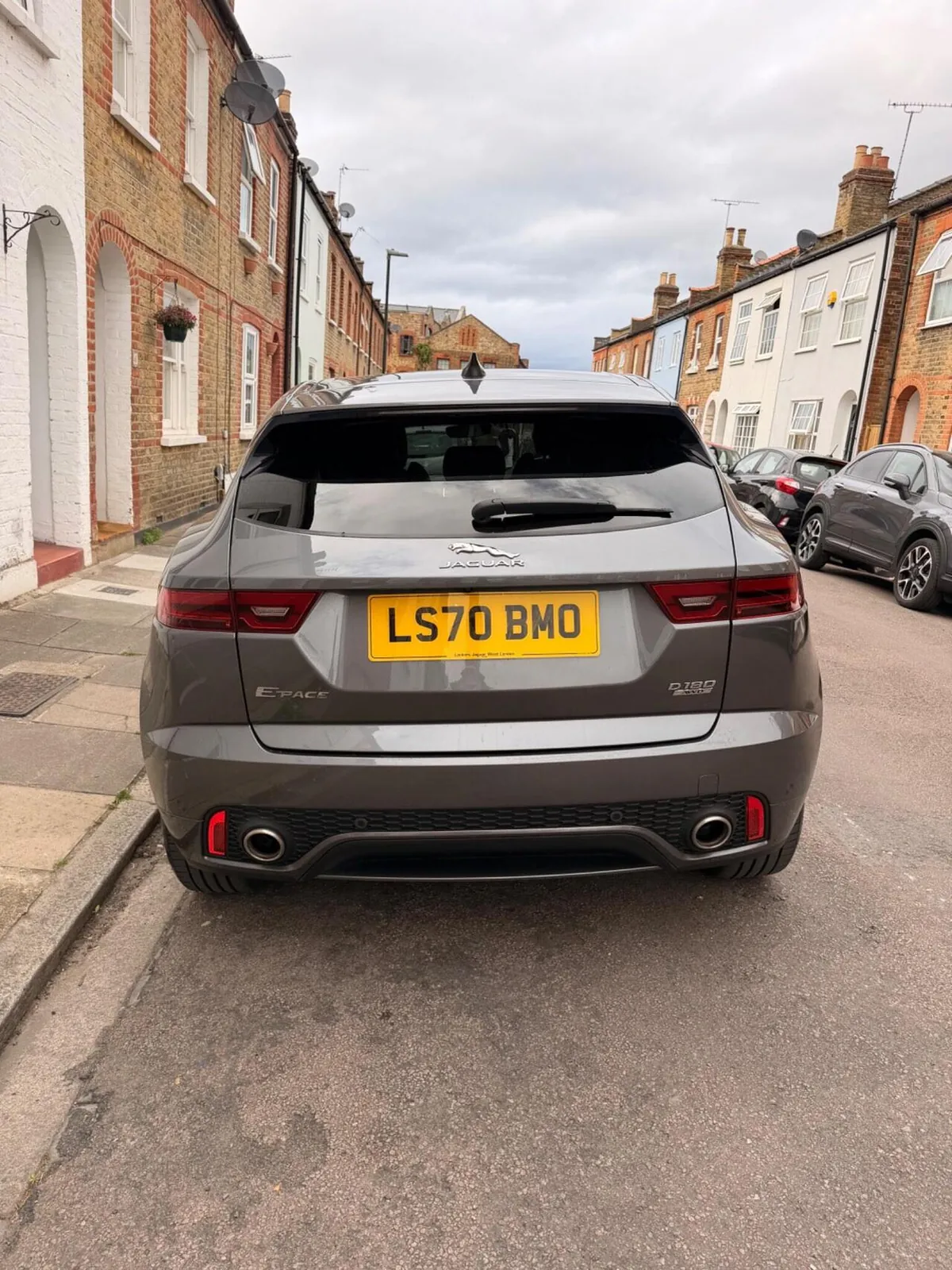 Jaguar E-Pace 2020 photo 5