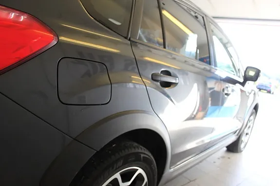 Subaru Xv 2012 photo 4