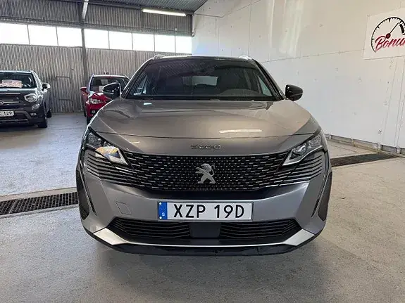 Peugeot 3008 2021 photo 2