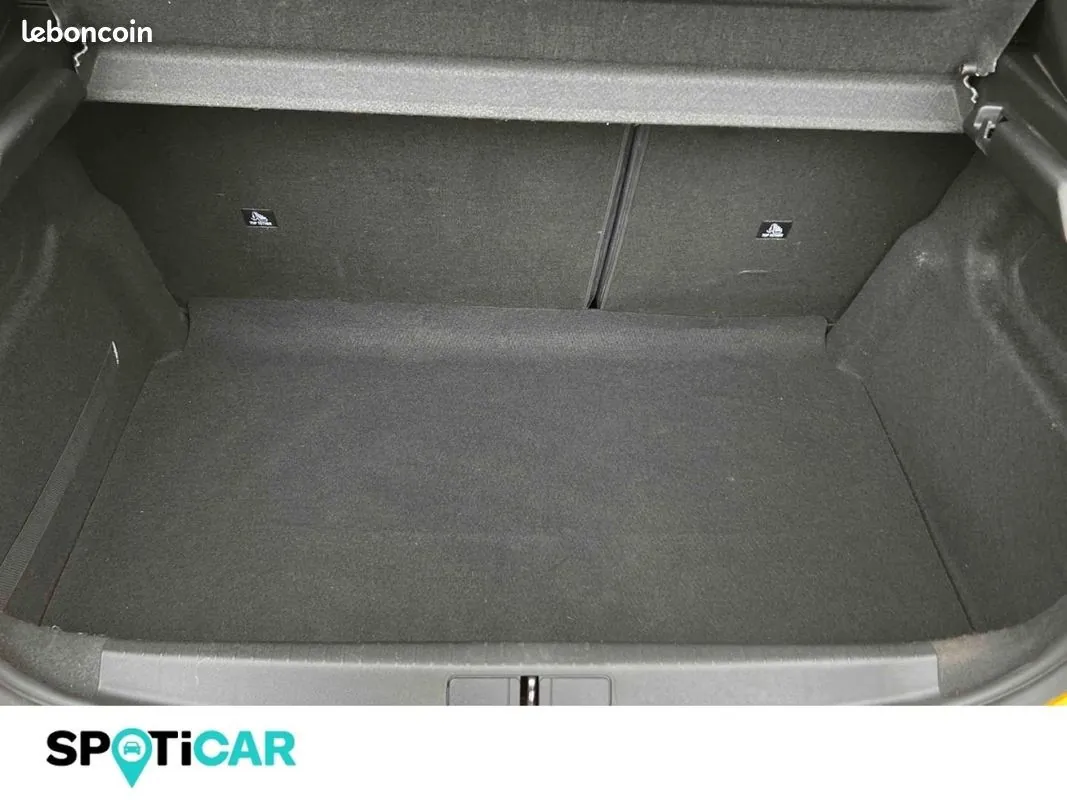 Peugeot 208 2022 photo 5