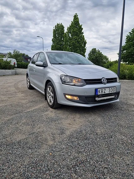 Volkswagen Polo 2010 photo 2
