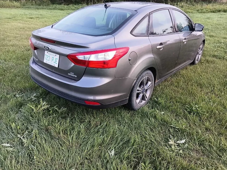 Ford Focus 2014 photo 3