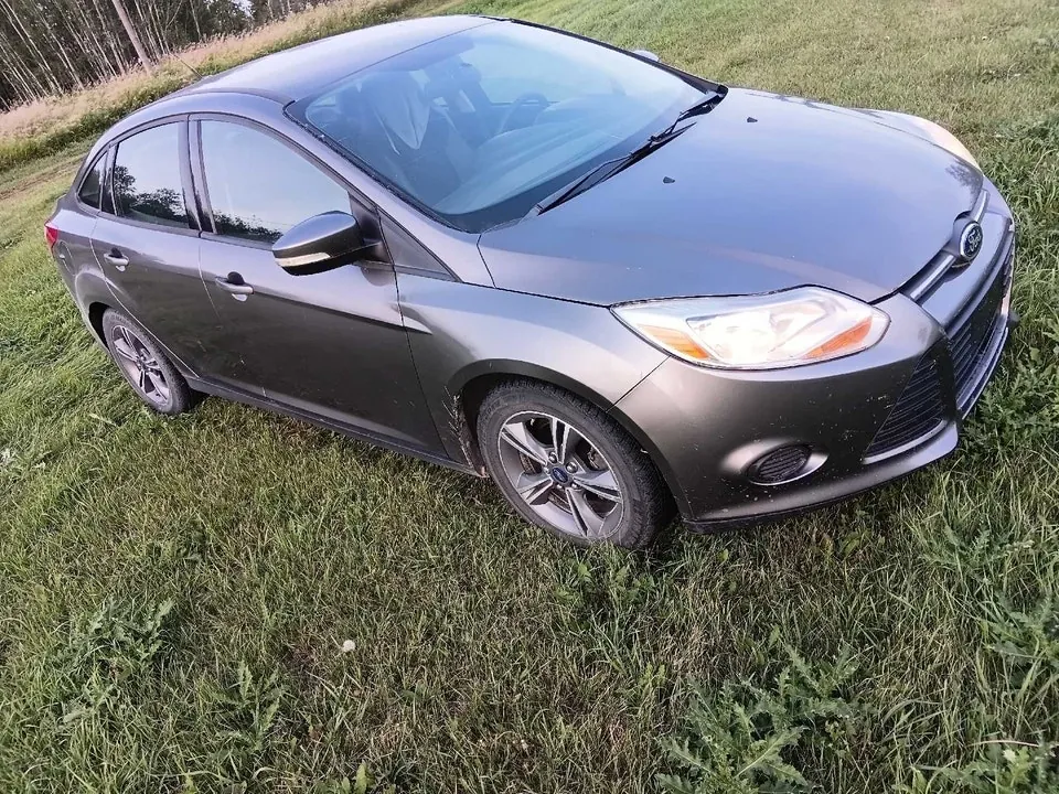Ford Focus 2014 photo 2