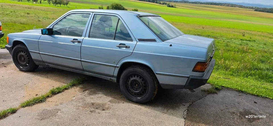 Mercedes-Benz W201