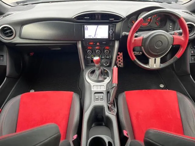 Toyota 86 2013 photo 2