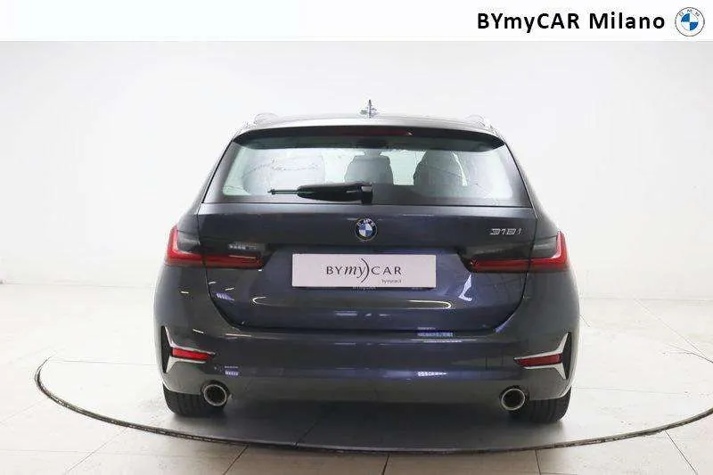 BMW 318 I Touring 2021 photo 4