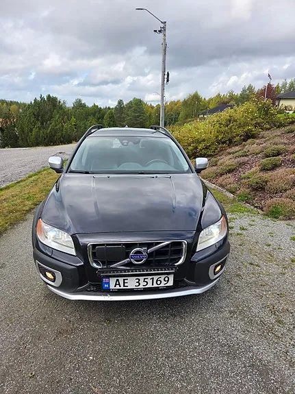 Volvo Xc70 2012 photo 2