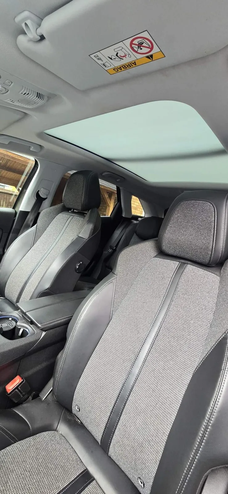 Peugeot 3008 2017 photo 2