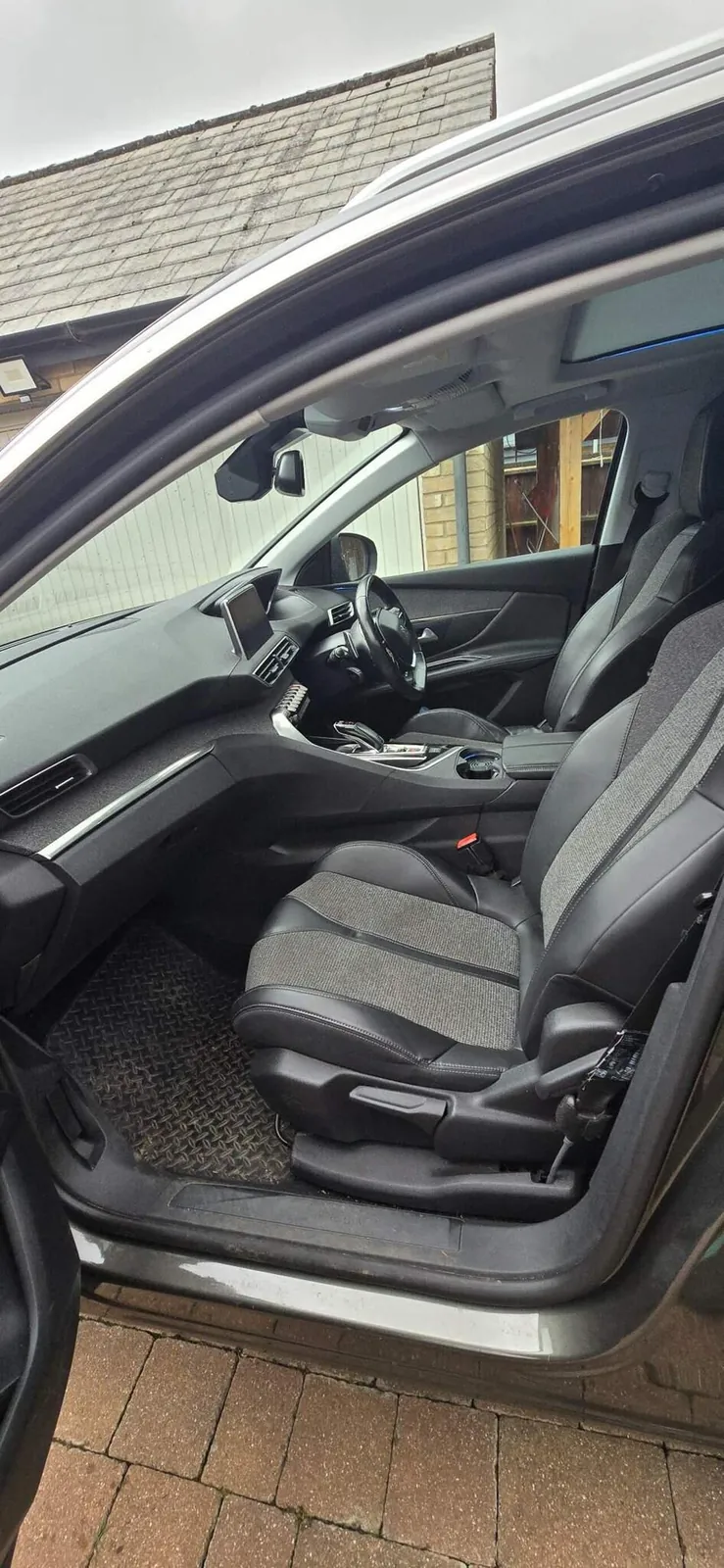 Peugeot 3008 2017 photo 4