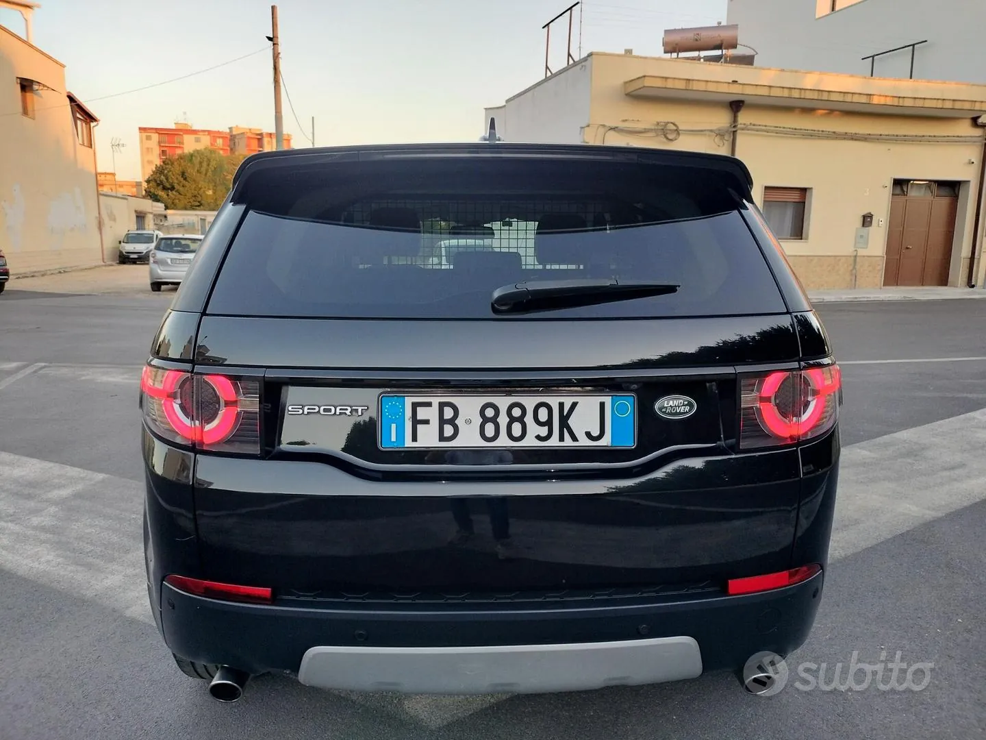 Land Rover Discovery Sport 2015 photo 5