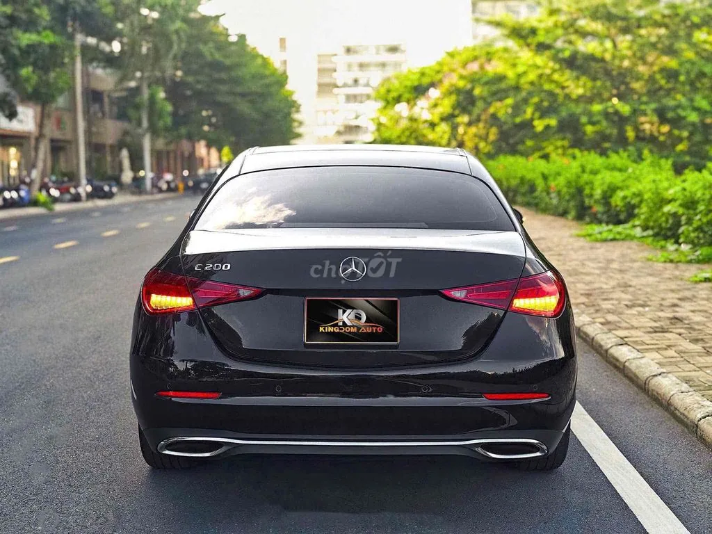 Mercedes-Benz C-Class 2022 photo 2