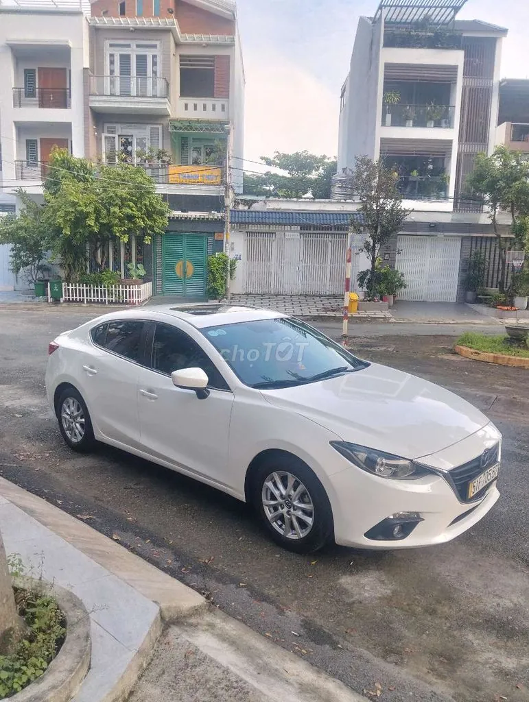 Mazda 3 2016 photo 2