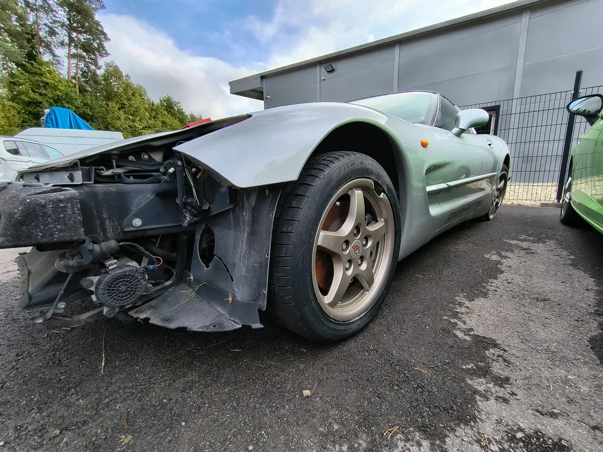 Chevrolet Corvette 1998 photo 2