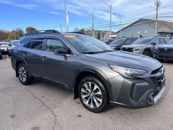 Subaru Outback 2025 photo 3