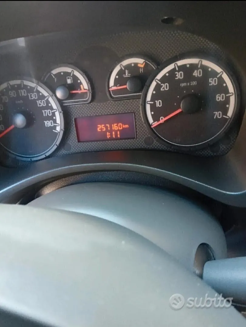Fiat Panda 2010 photo 5