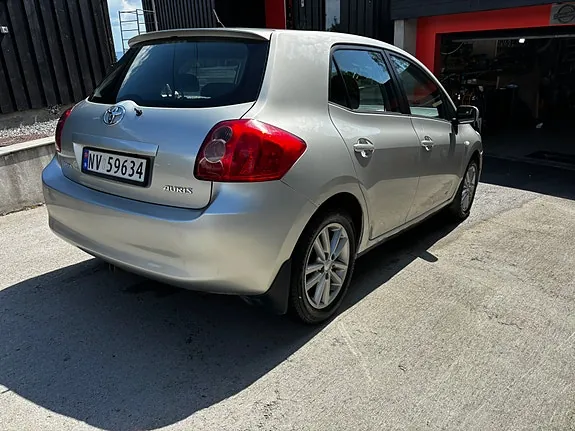Toyota Auris 2008 photo 5