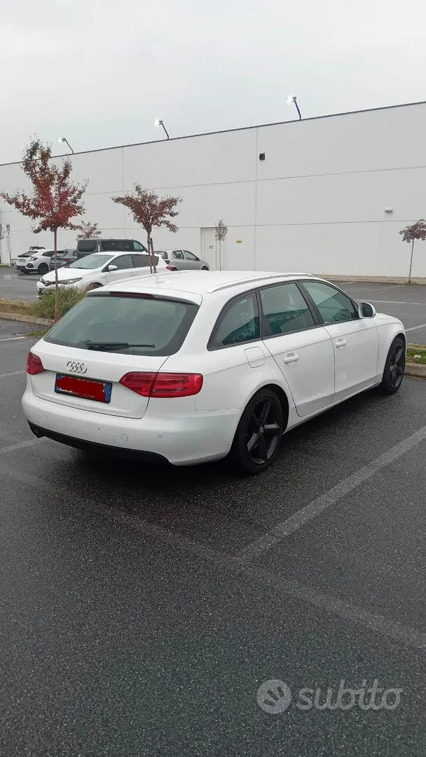 Audi A4 2008 photo 2