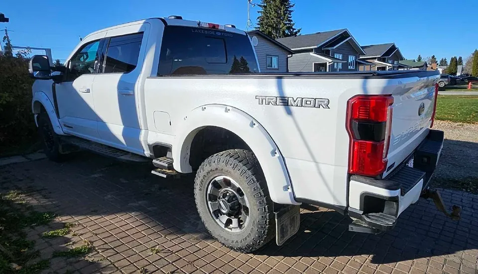 Ford F350 2024 photo 3