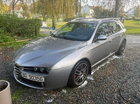 Alfa Romeo 159