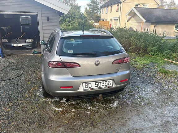 Alfa Romeo 159 2006 photo 3