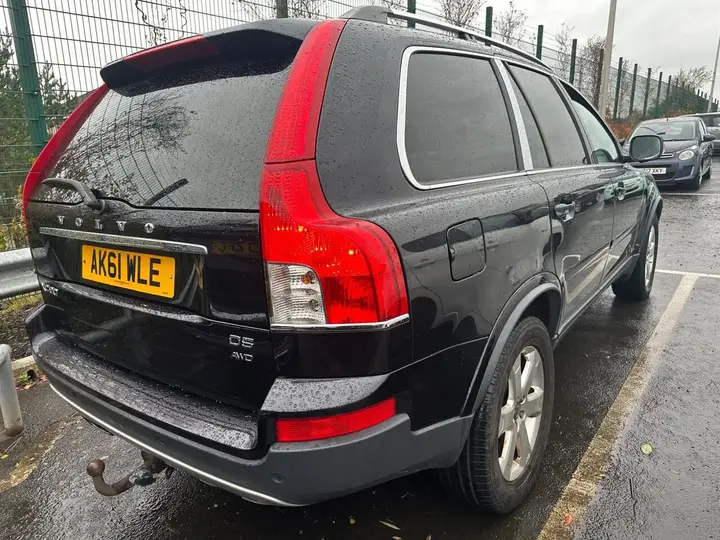 Volvo Xc90 2011 photo 2