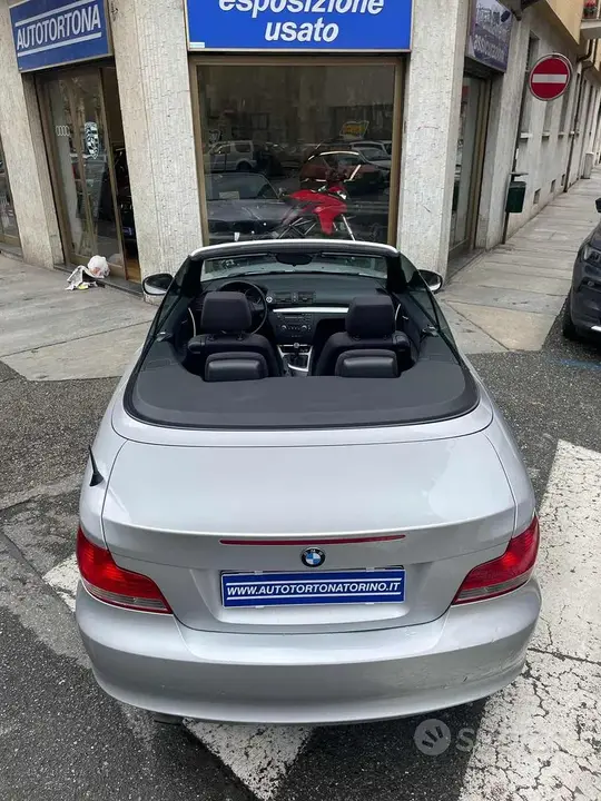 BMW 1 Series 2010 photo 3
